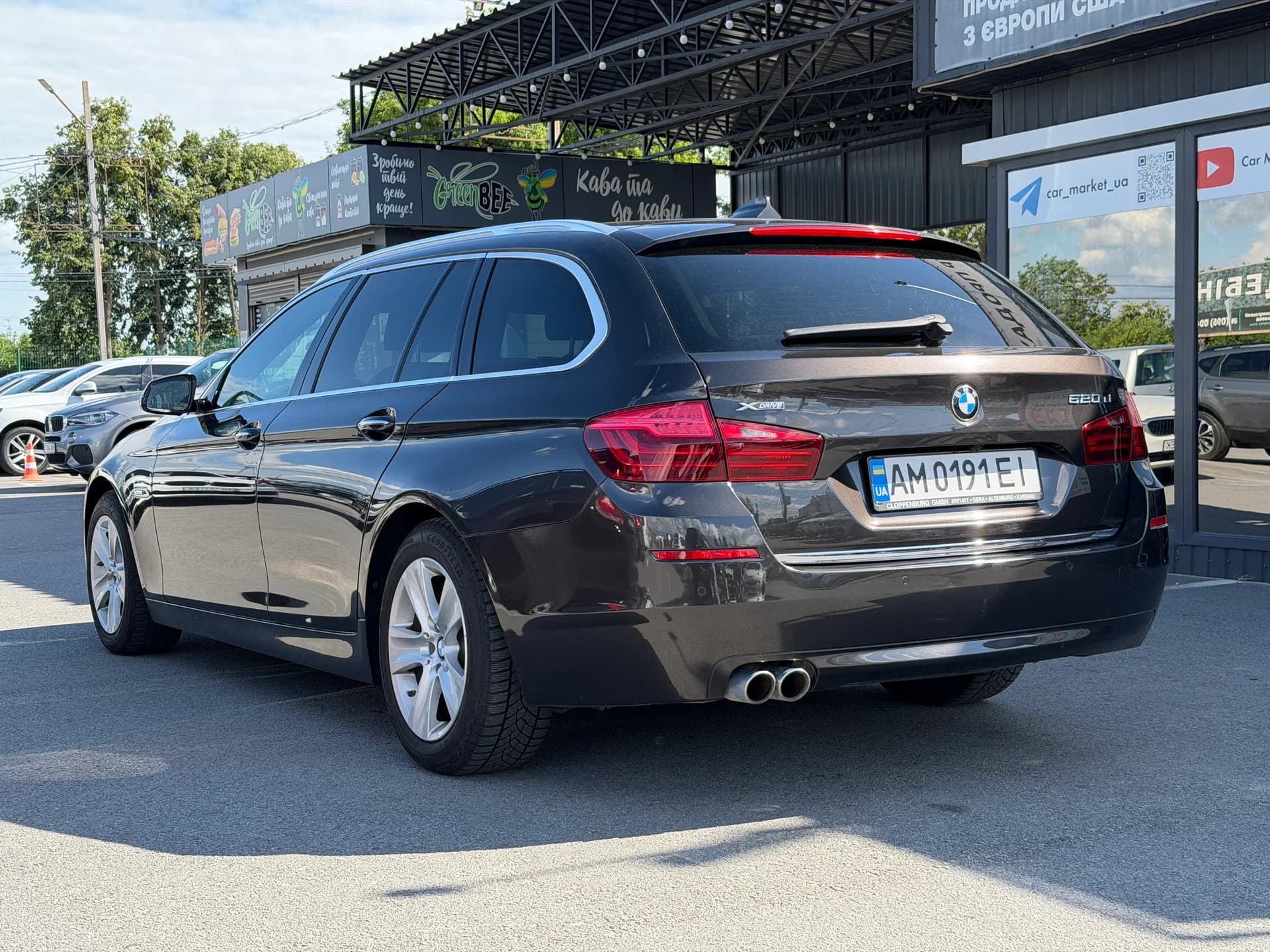 BMW 5 Series — фото 4
