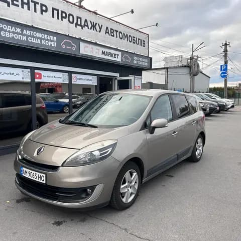 Renault Grand Scenic 2012