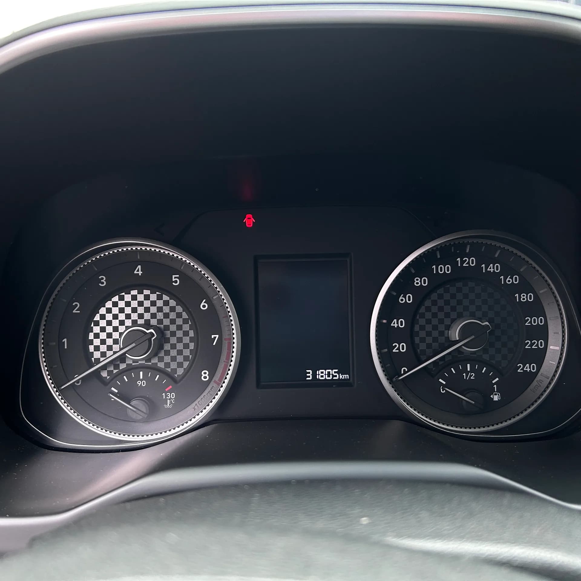 Hyundai Elantra — фото 11