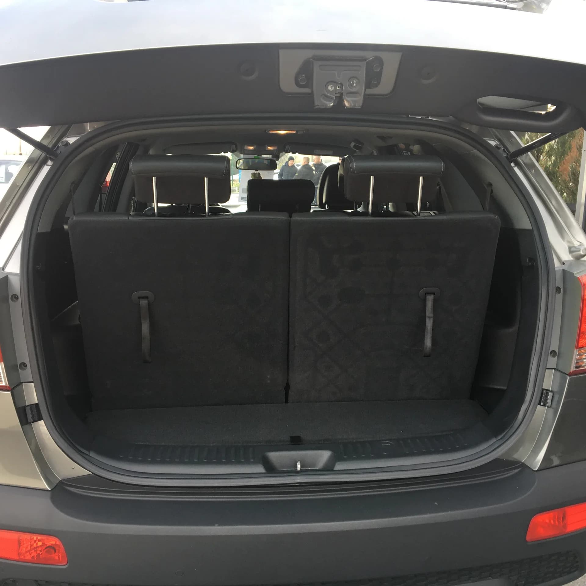 Kia Sorento — фото 5