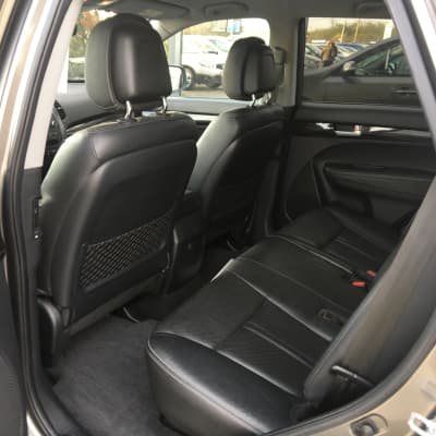 Kia Sorento — фото 6