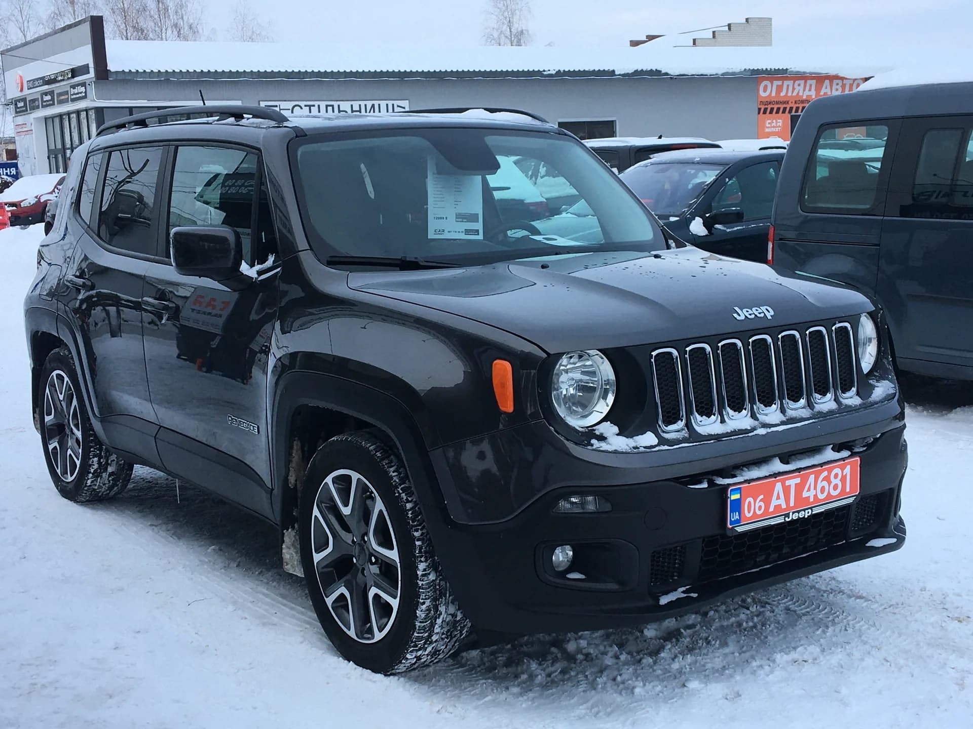 Jeep Renegade — фото 2