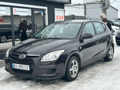 Hyundai i30 — фото 1