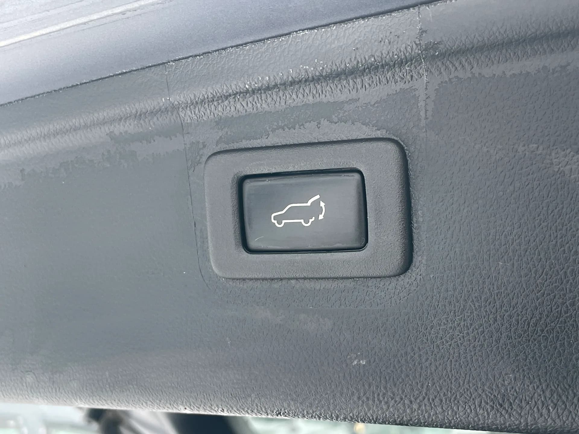 Subaru Outback — фото 10