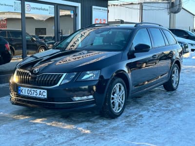 Skoda Octavia — фото 1
