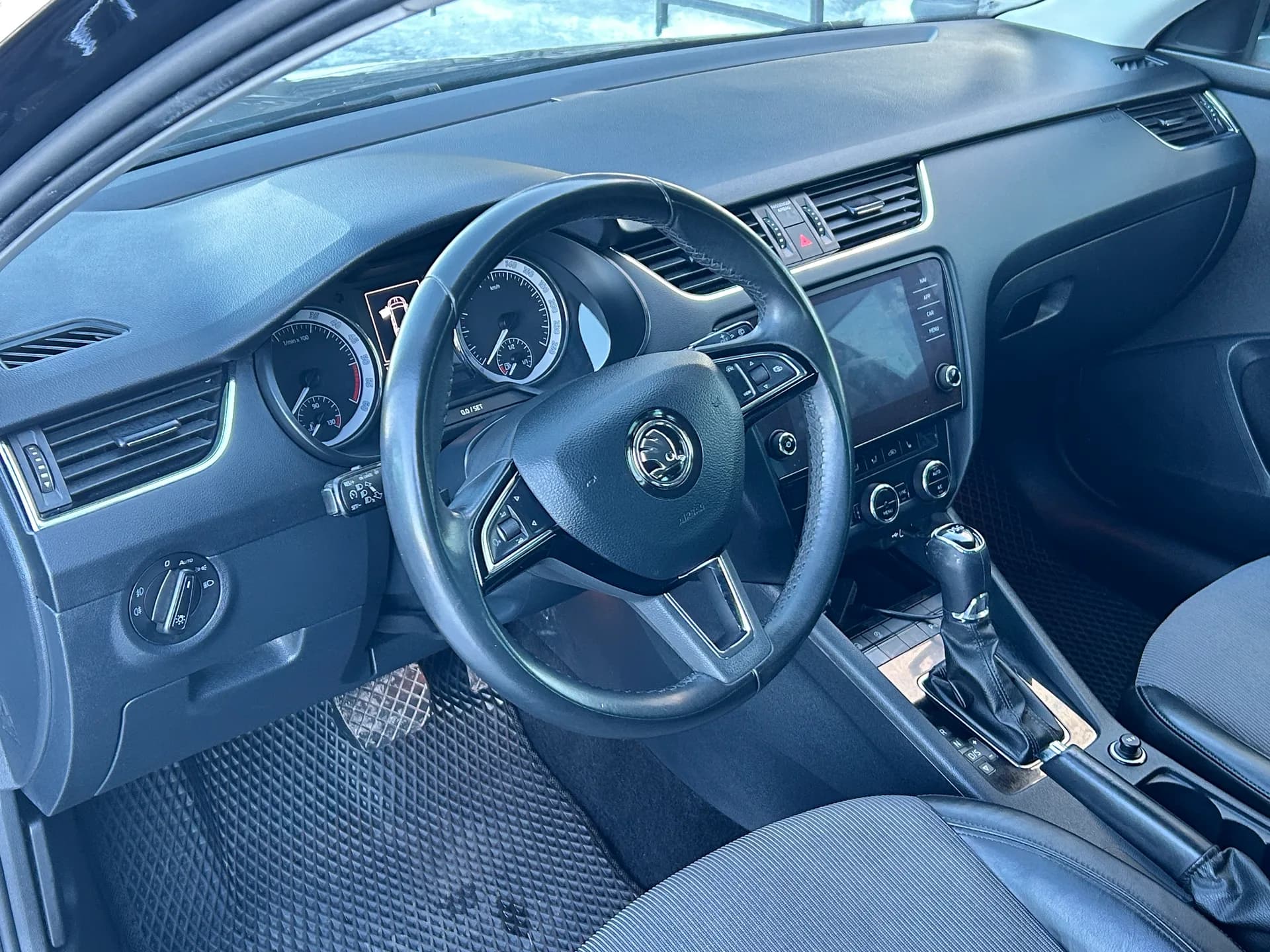 Skoda Octavia — фото 6