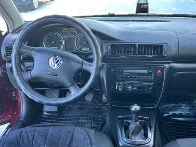 Volkswagen Passat — фото 10