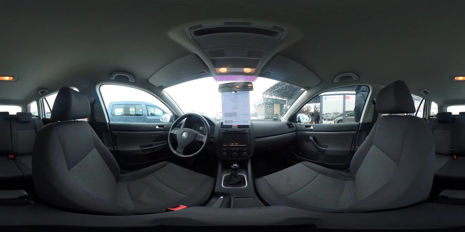 Volkswagen Golf — 360°