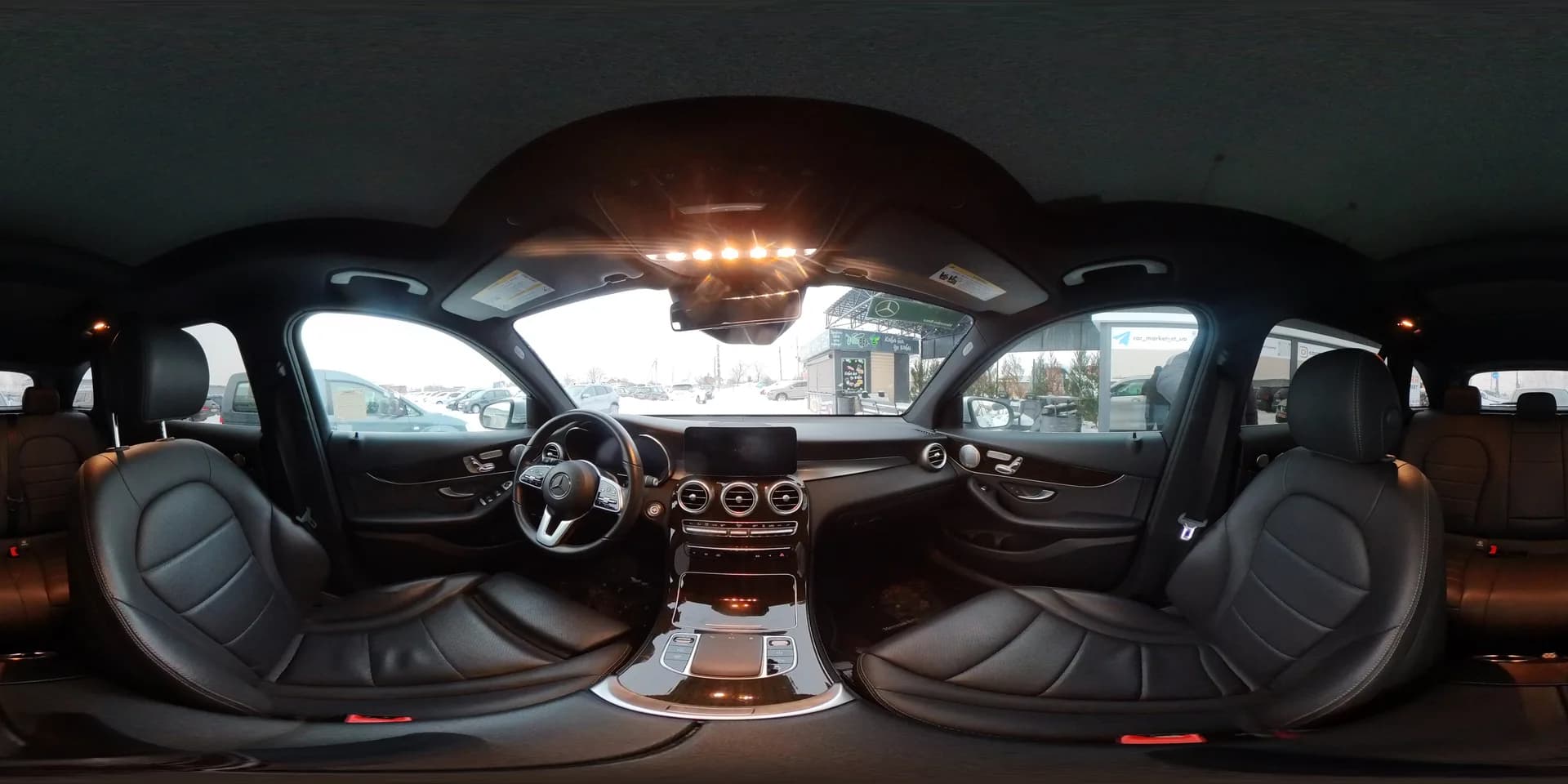 Mercedes-Benz GLC-Class — 360°