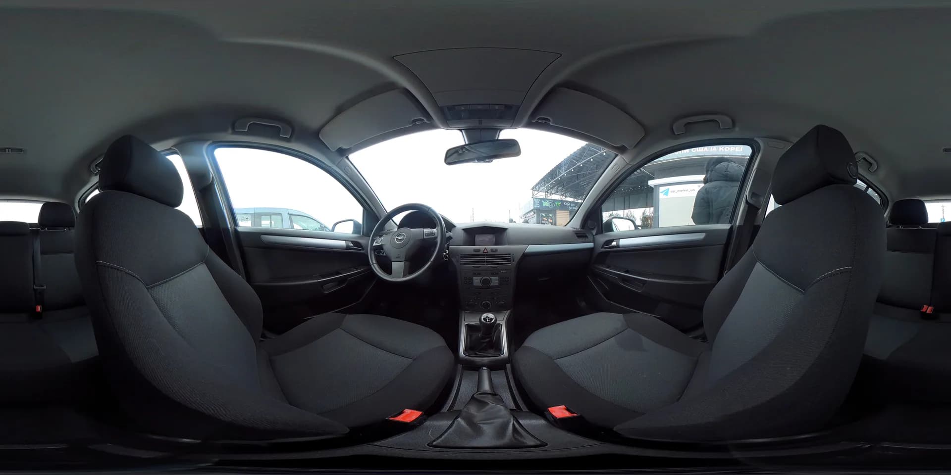 Opel Astra — 360°