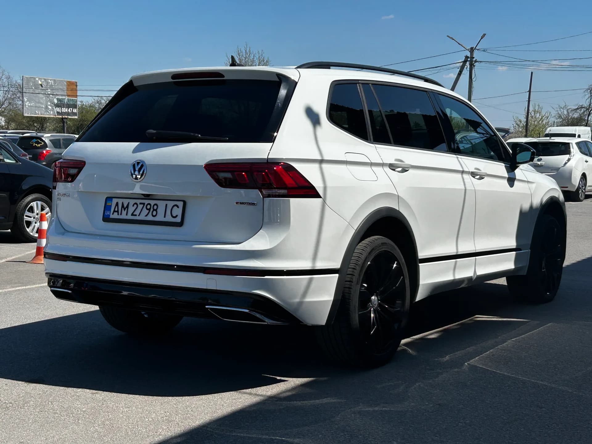 Volkswagen Tiguan — фото 3