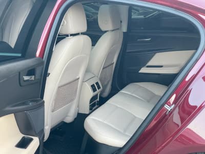 Jaguar XE — фото 7
