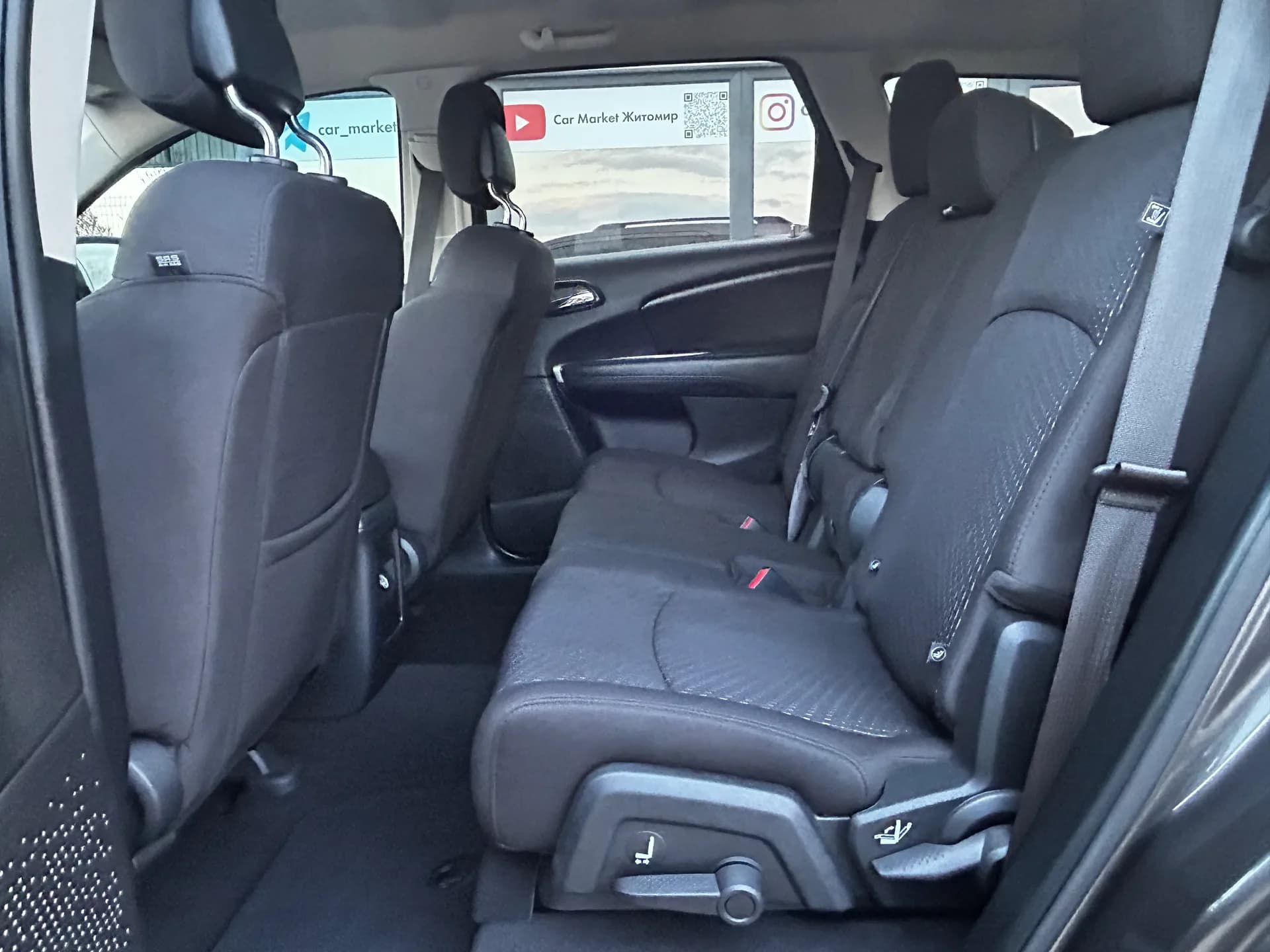 Dodge Journey — фото 8