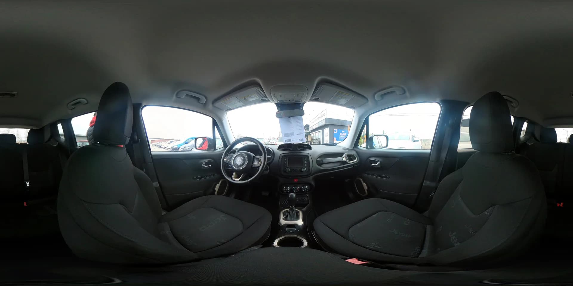 Jeep Renegade — 360°