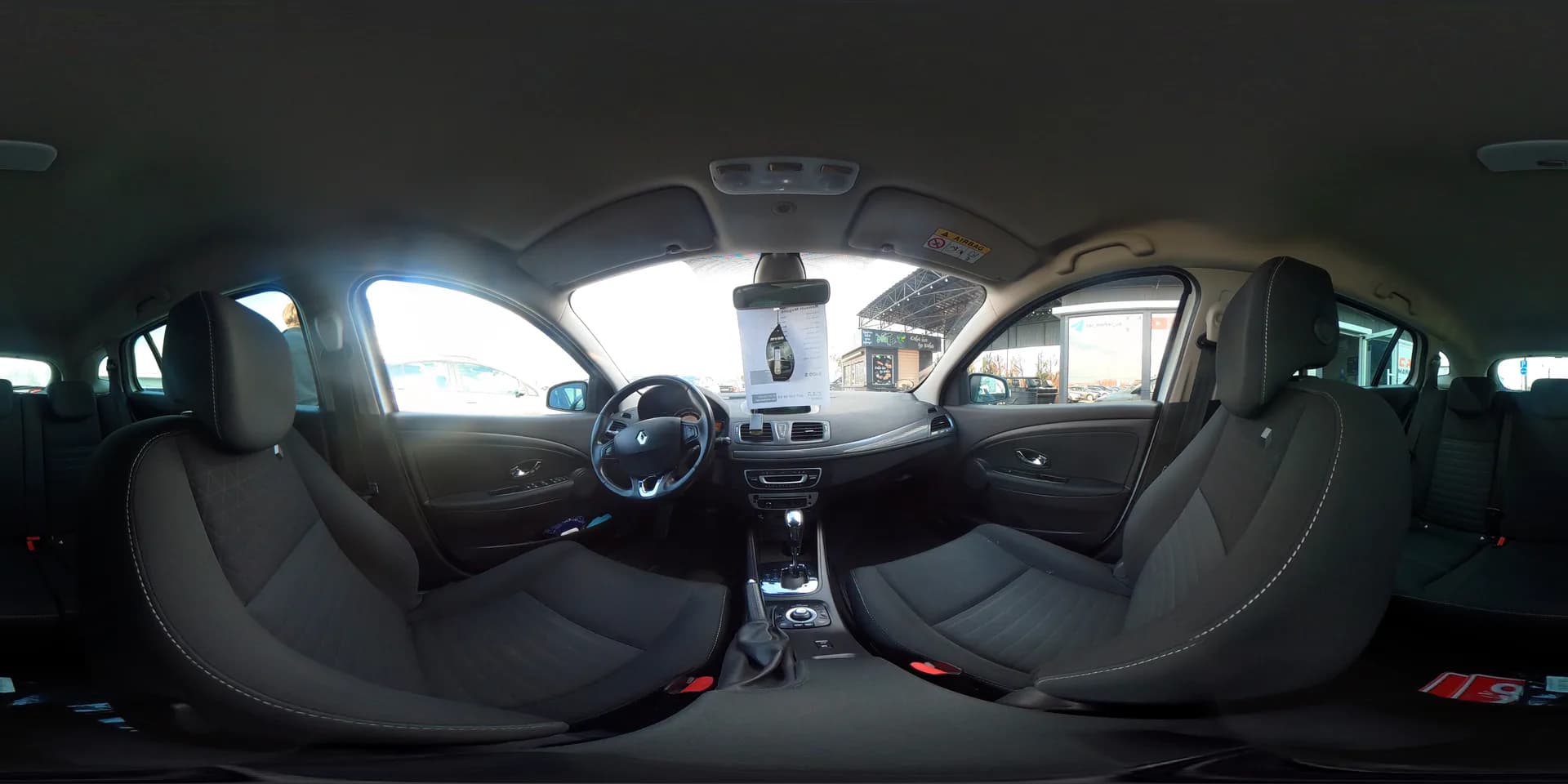 Renault Megane — 360°