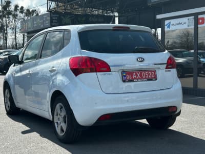 Kia Venga — фото 4