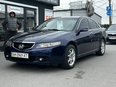 Honda Accord — фото 1