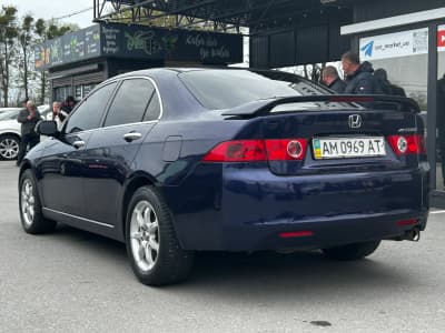 Honda Accord — фото 4