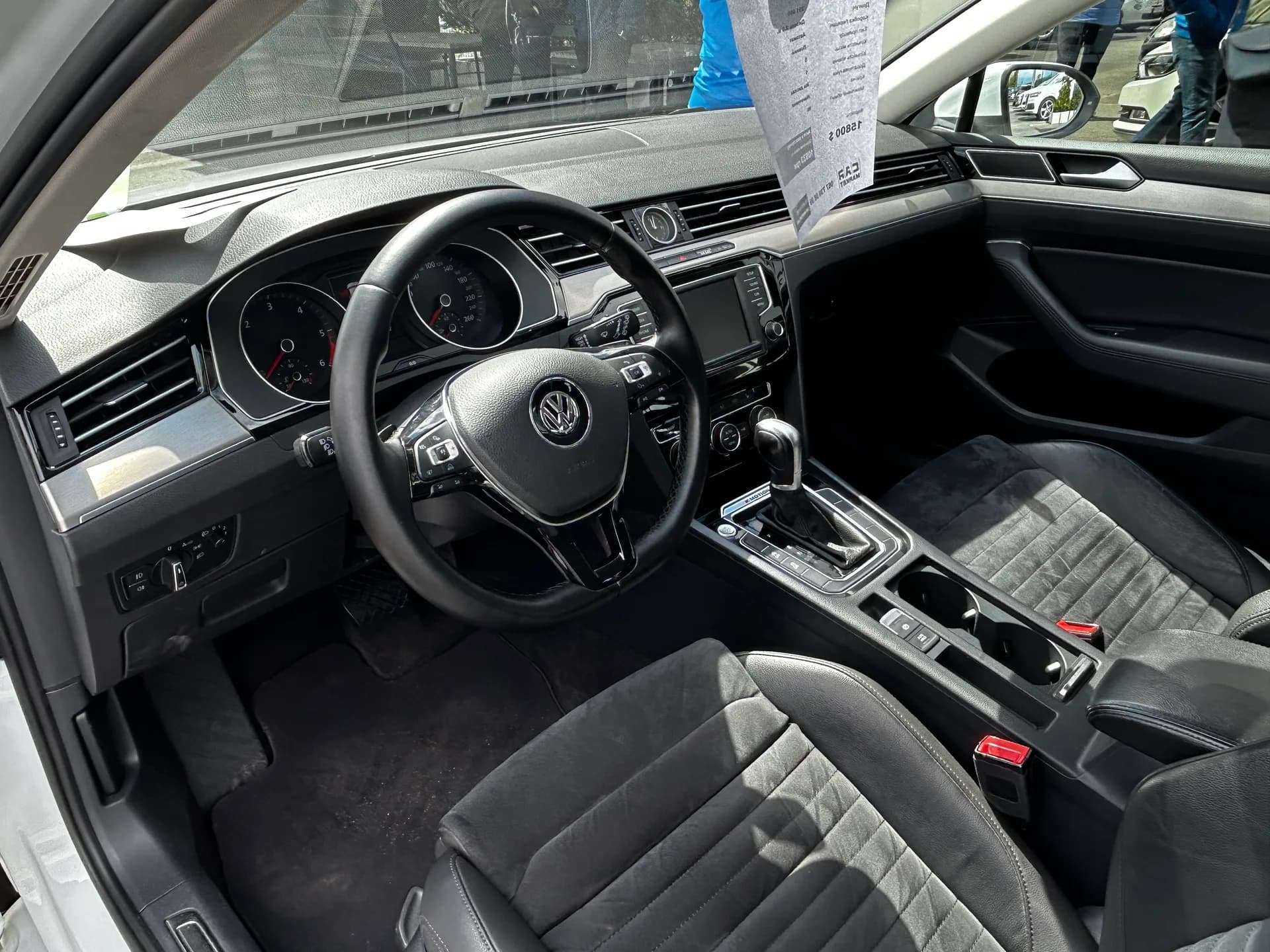 Volkswagen Passat — фото 5