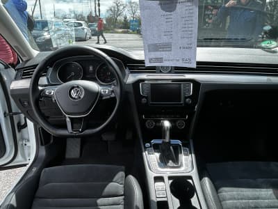Volkswagen Passat — фото 6