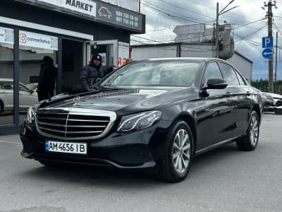 Mercedes-Benz E-Class — фото 1