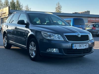 Skoda Octavia — фото 2