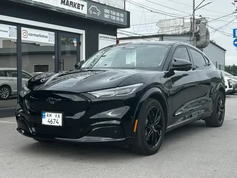 Ford Mustang Mach-E 2021