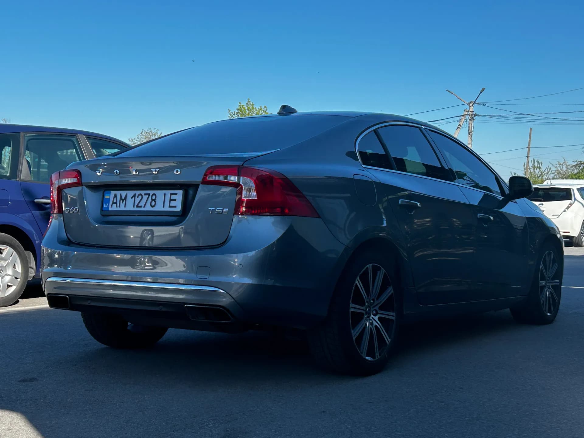 Volvo S60 — фото 4
