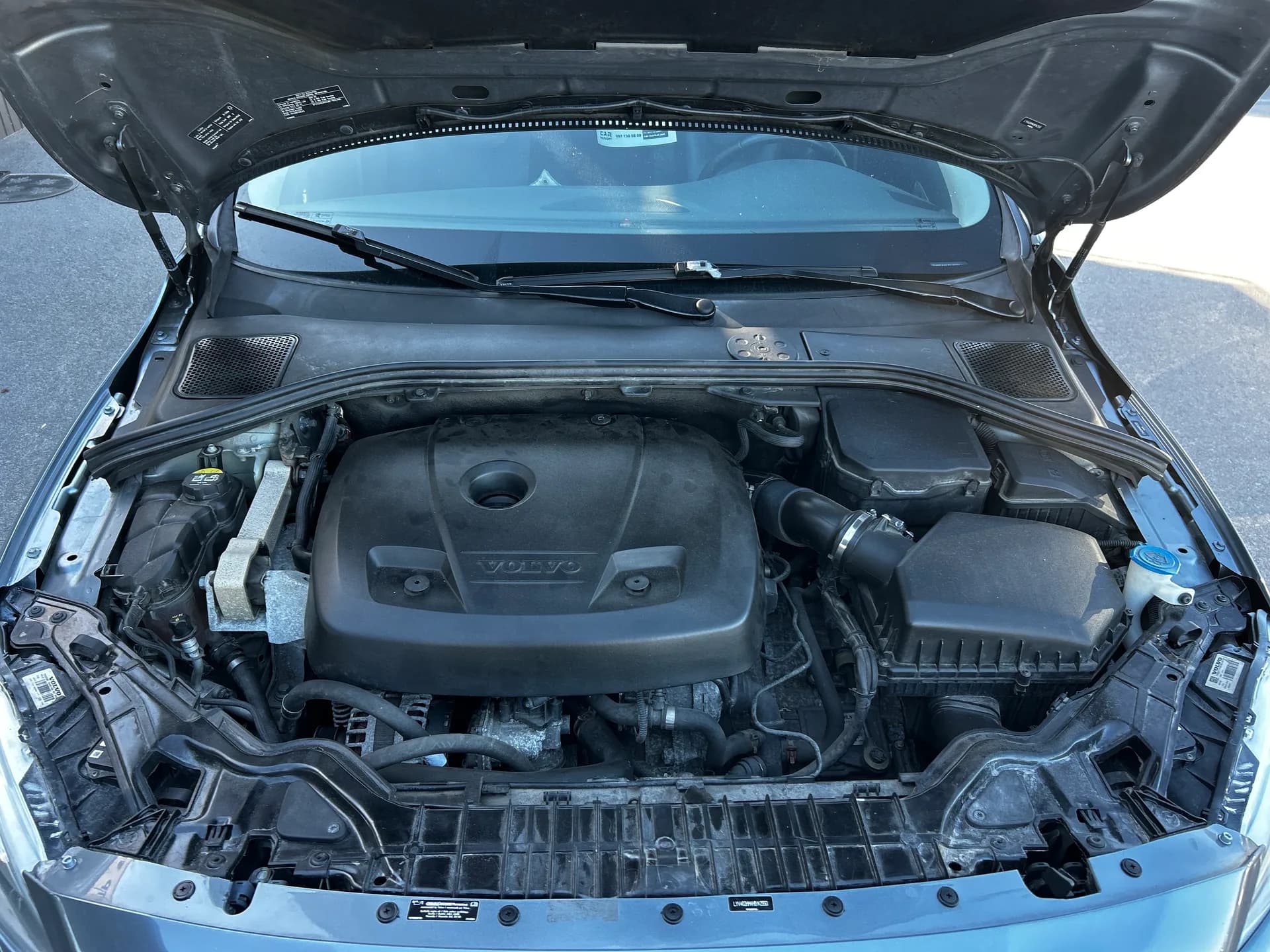 Volvo S60 — фото 11