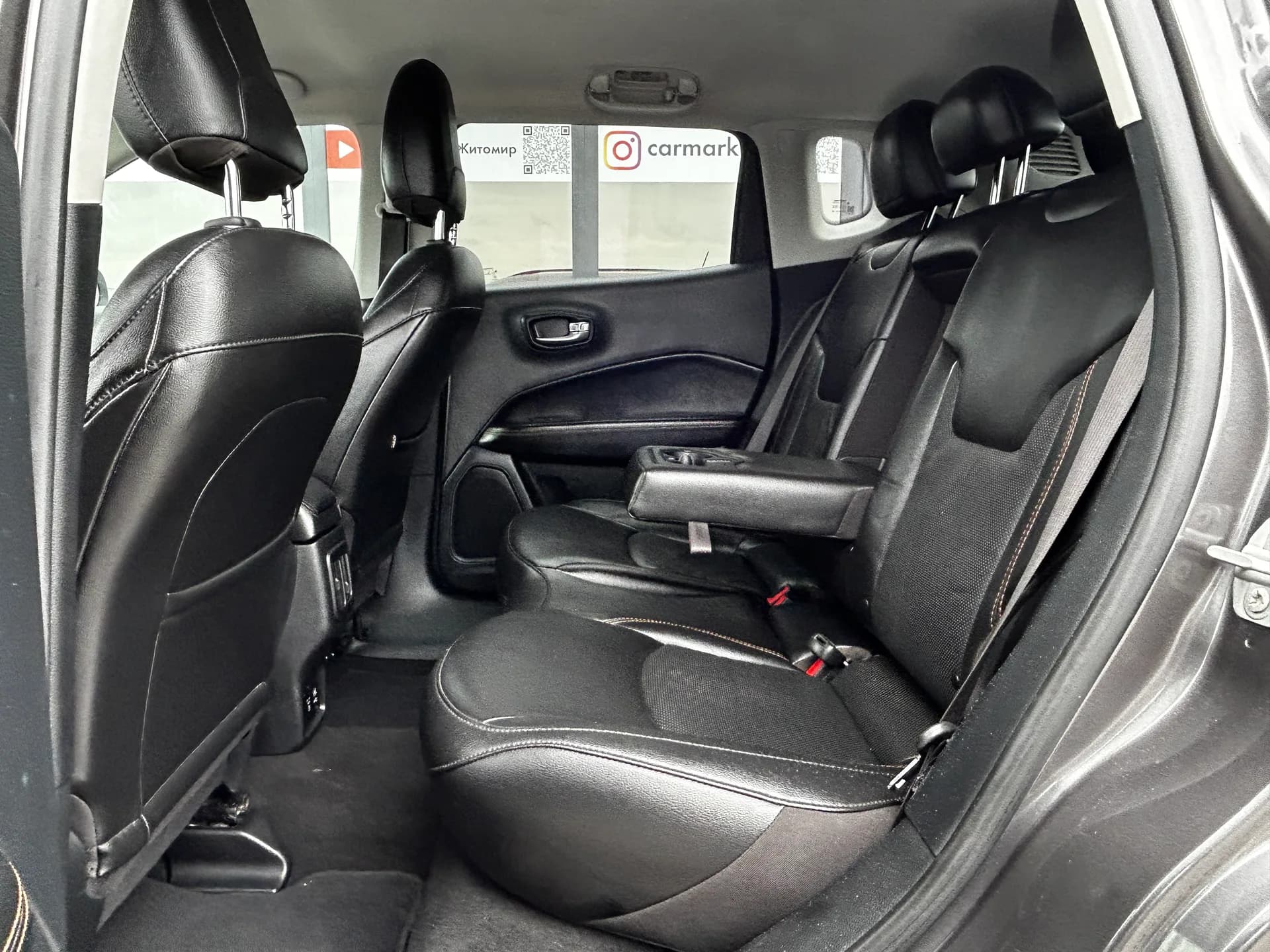 Jeep Compass — фото 7