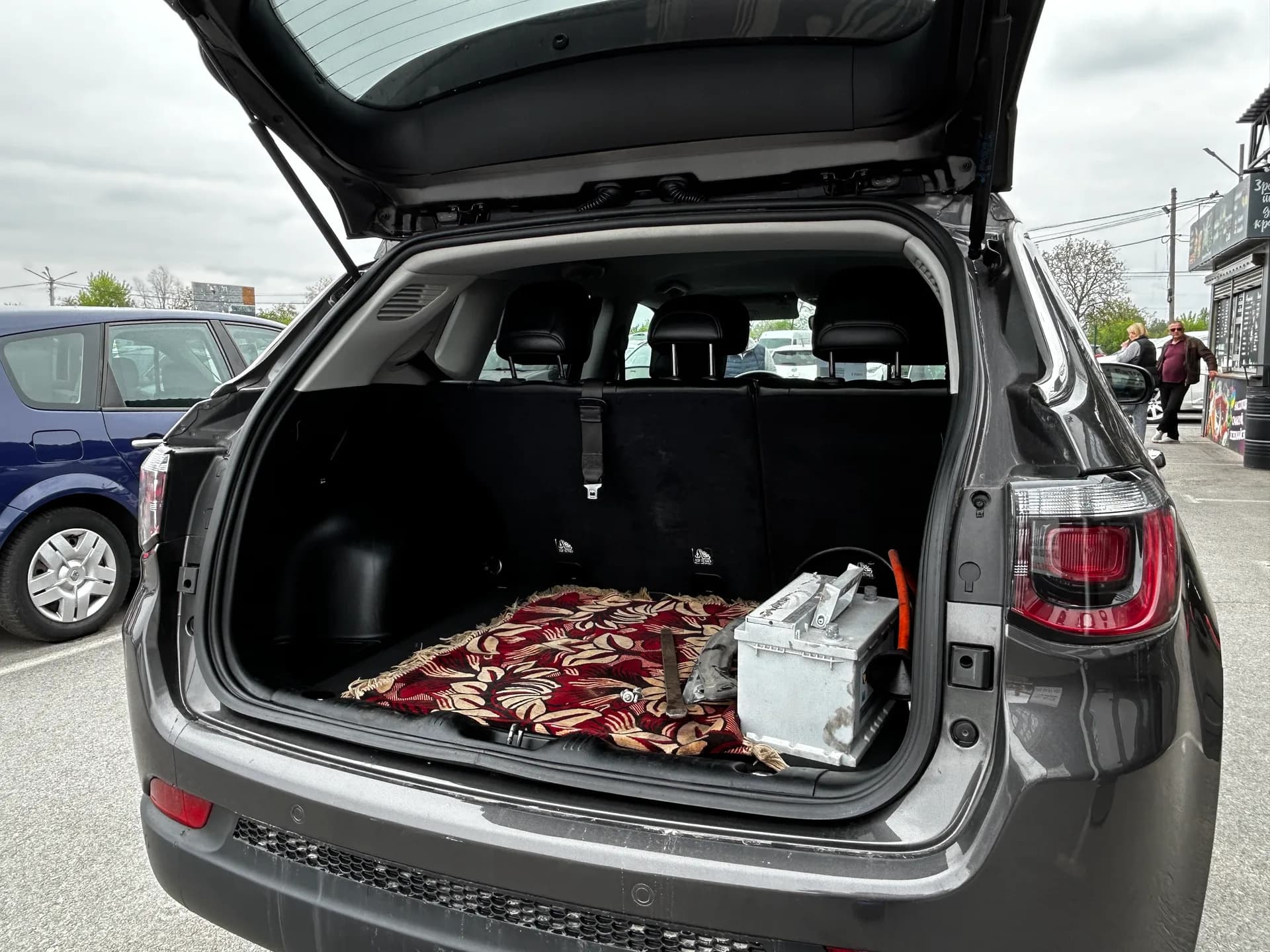 Jeep Compass — фото 8