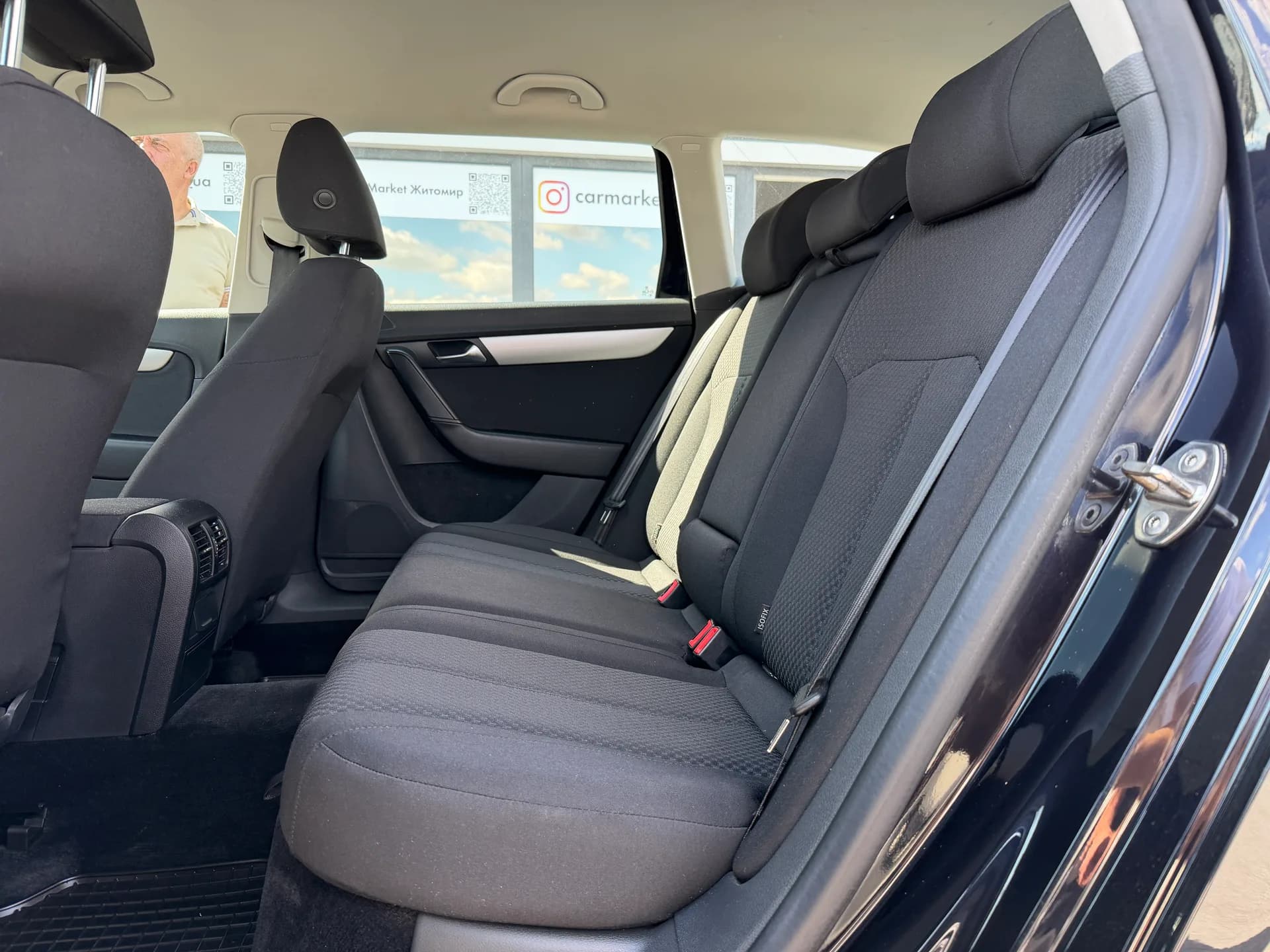 Volkswagen Passat — фото 7
