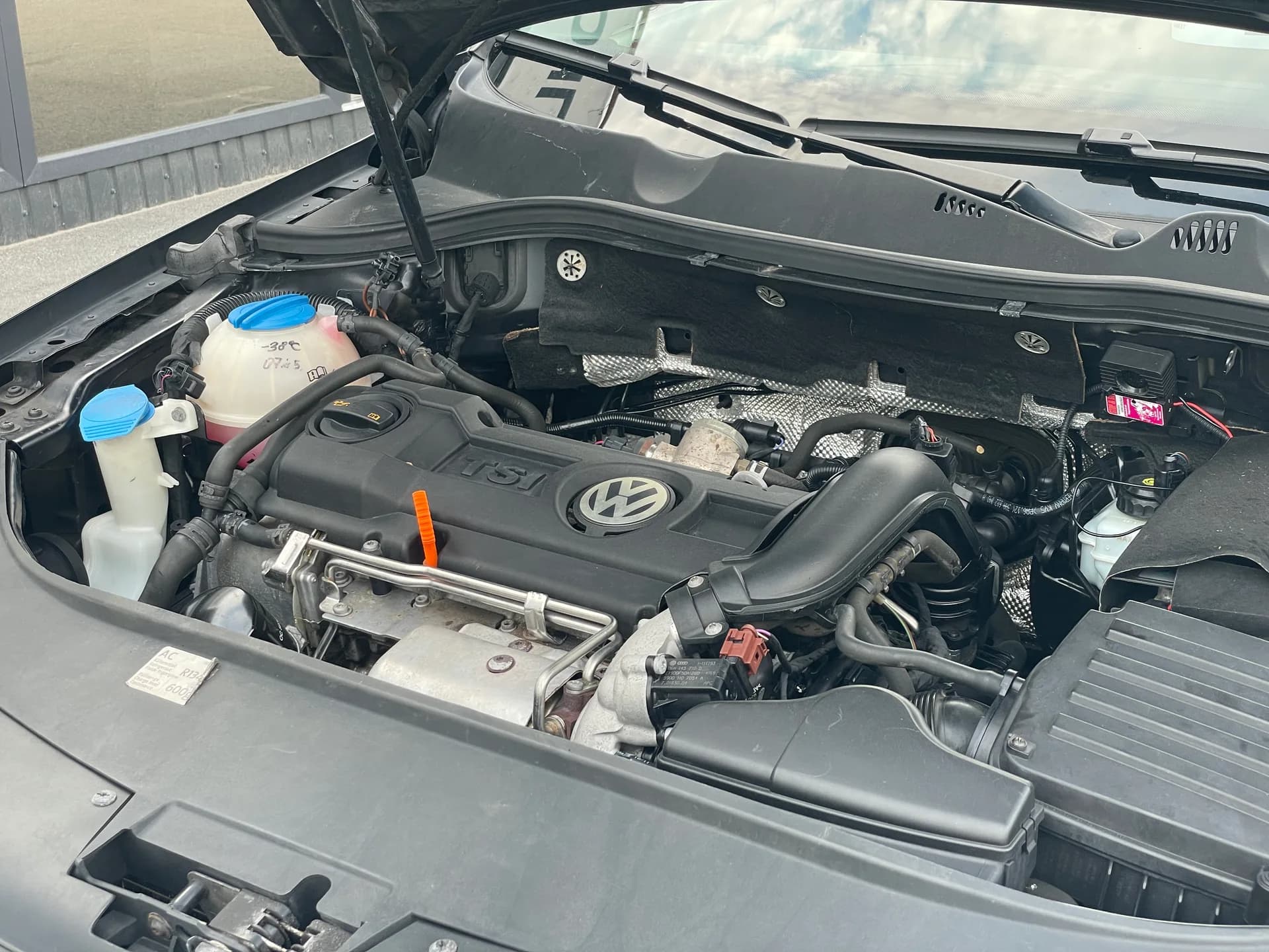 Volkswagen Passat — фото 8