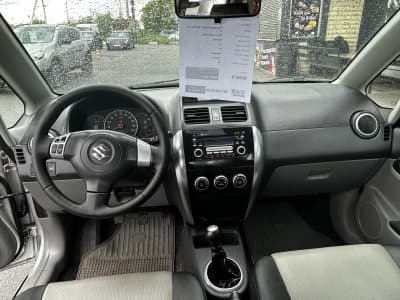 Suzuki SX4 — фото 6