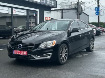 Volvo S60 — фото 1