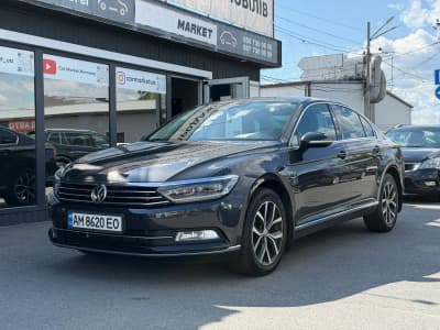 Volkswagen Passat — фото 1