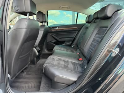Volkswagen Passat — фото 7