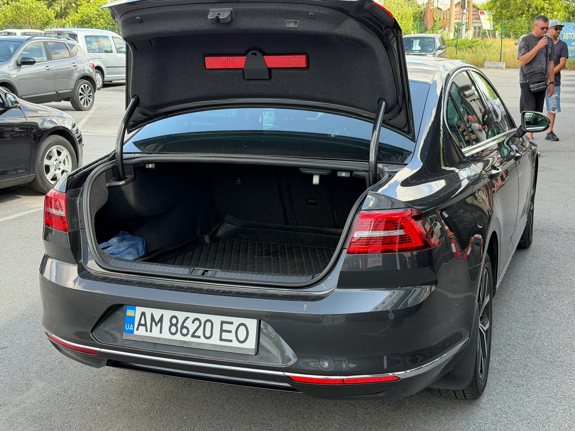 Volkswagen Passat — фото 8