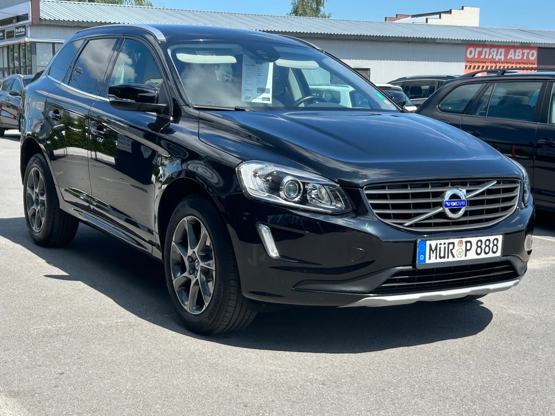 Volvo XC60 — фото 2