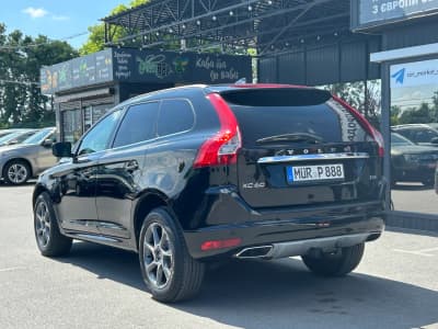 Volvo XC60 — фото 4