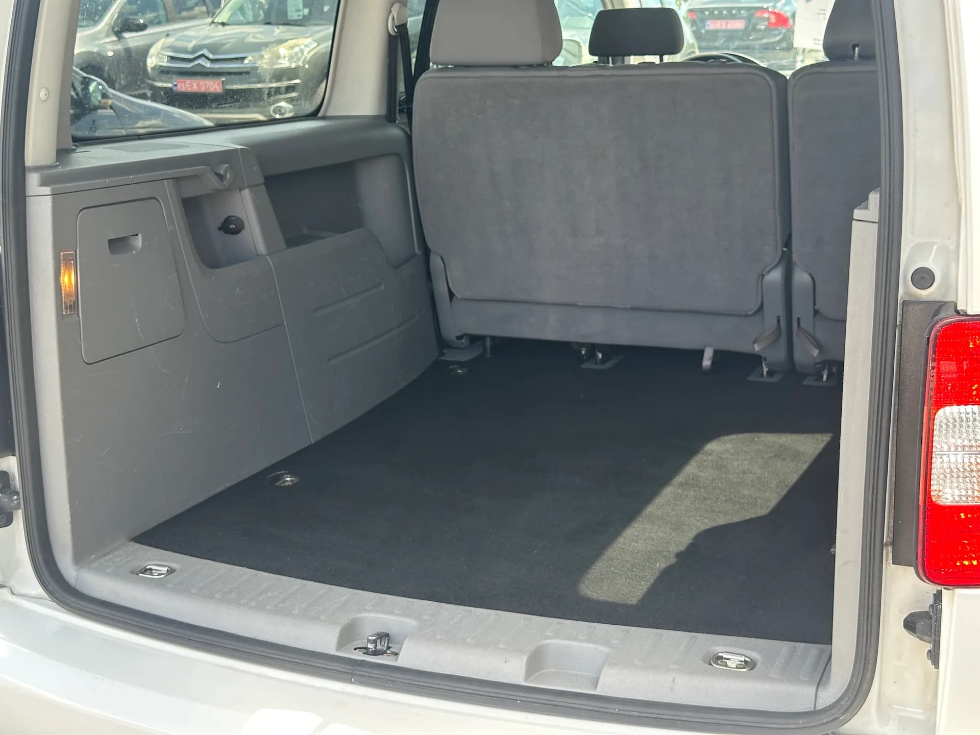 Volkswagen Caddy — фото 14