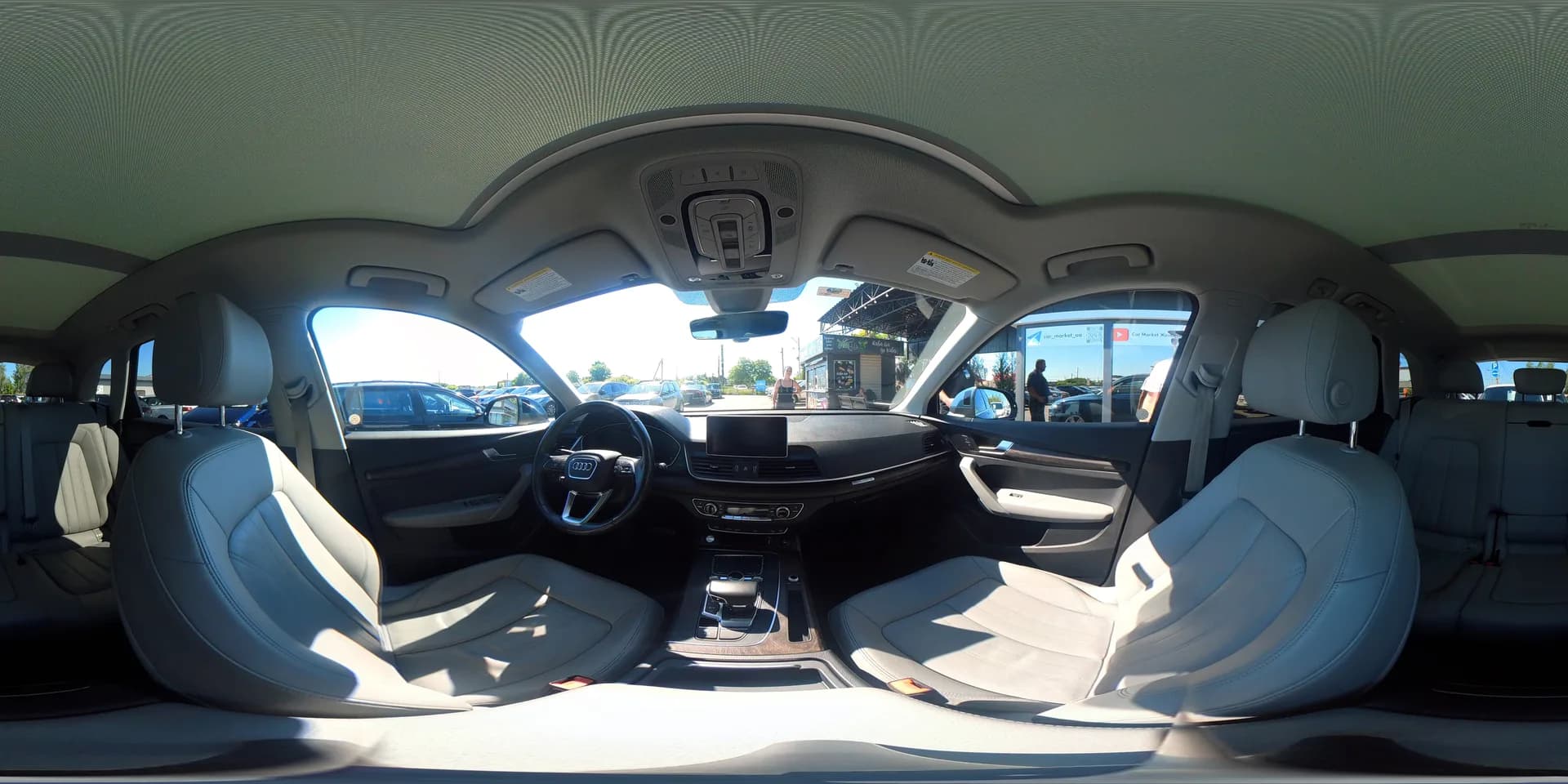 Audi Q5 — 360°