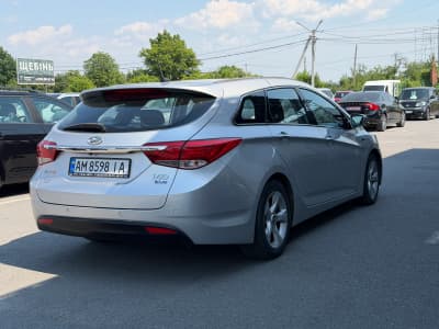 Hyundai i40 — фото 3