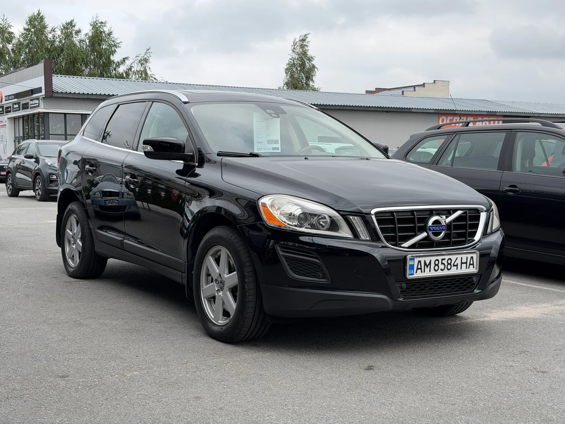 Volvo XC60 — фото 2