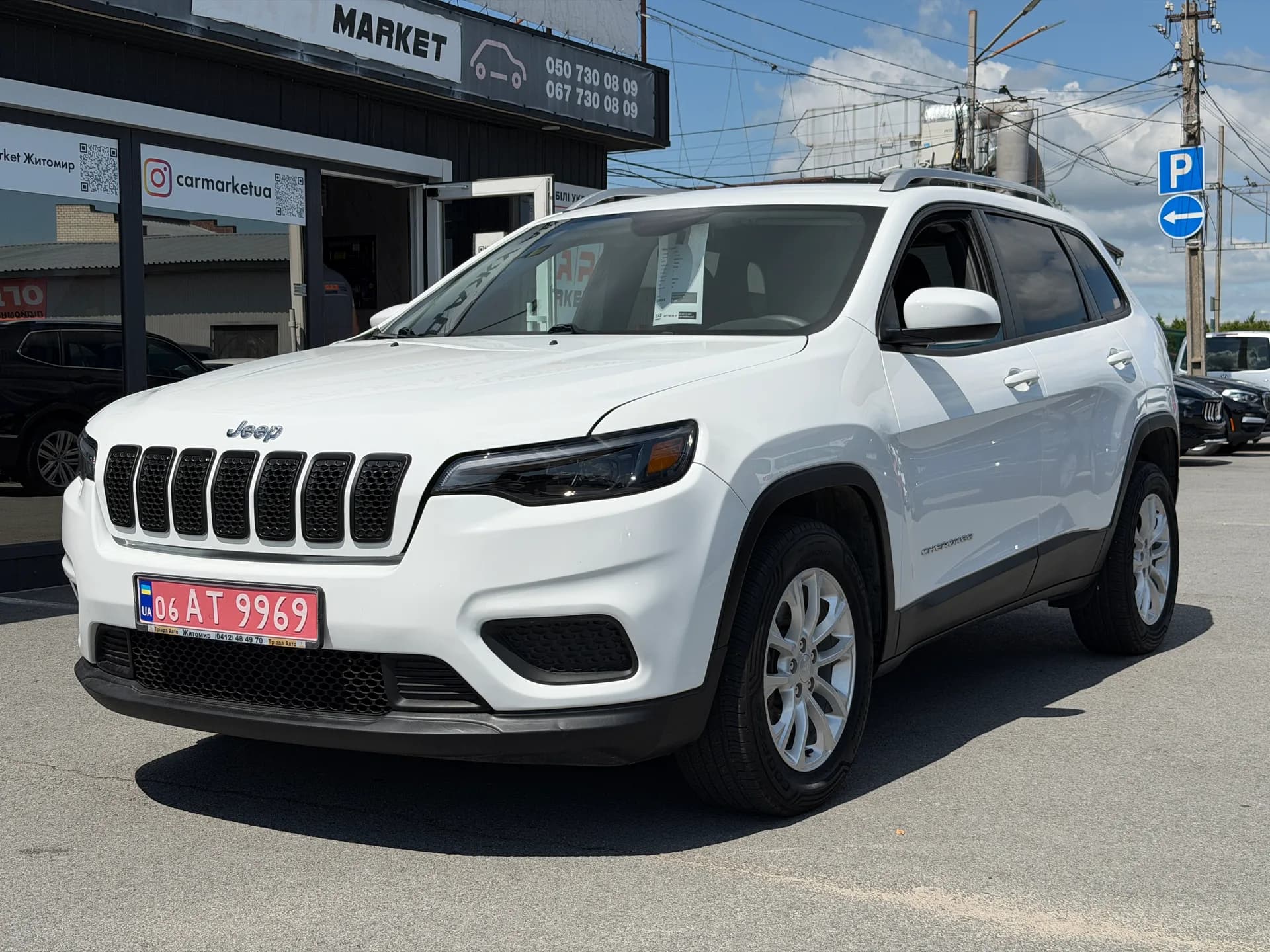 Jeep Cherokee — фото 1