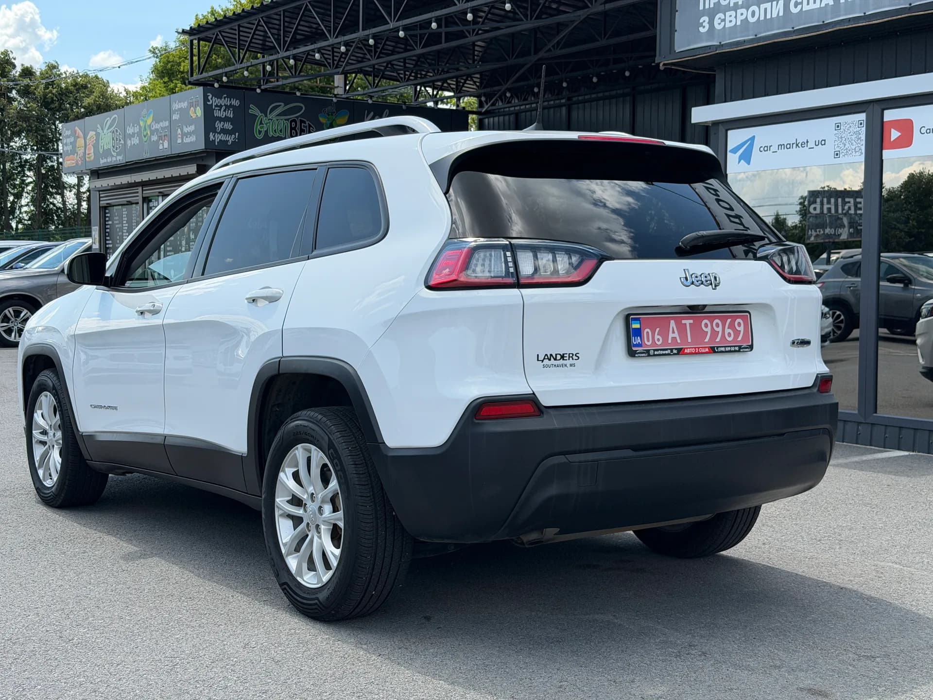 Jeep Cherokee — фото 4