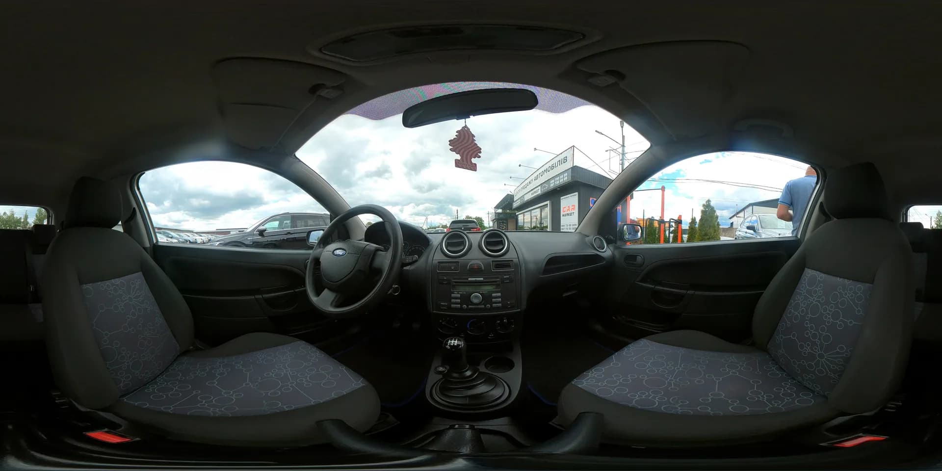 Ford Fiesta — 360°