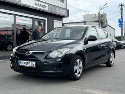 Hyundai i30 — фото 1
