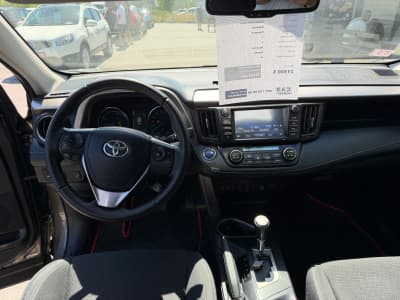 Toyota RAV4 — фото 6