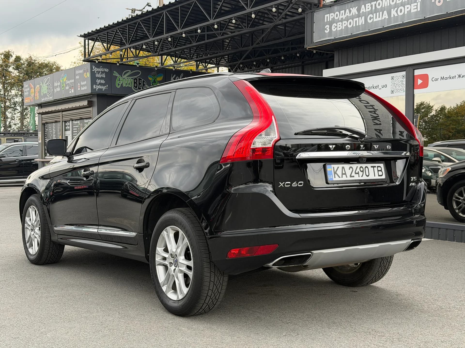 Volvo XC60 — фото 4